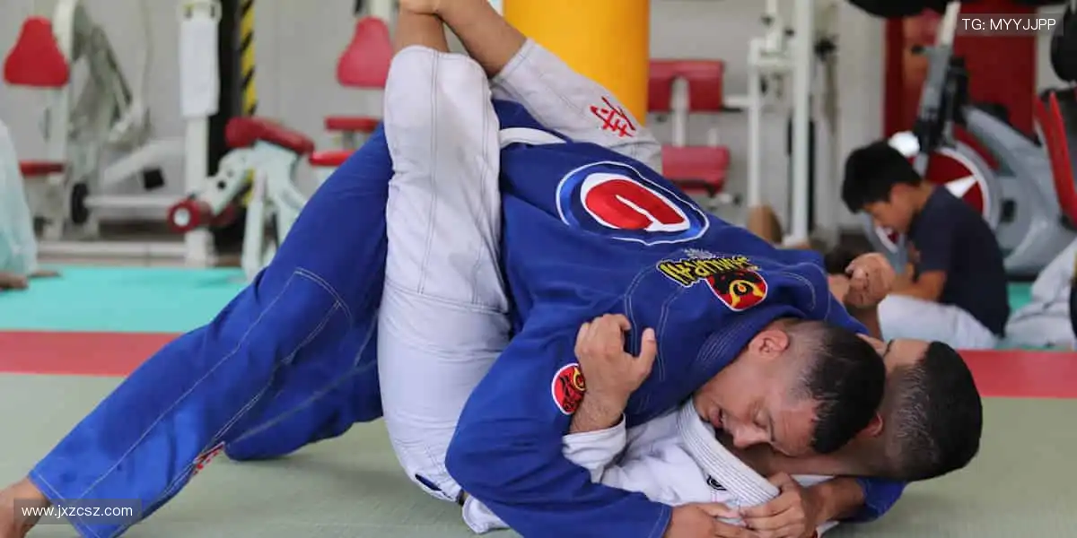 🎁 正版授权,独家周边!用潮流装备,彰显你的热爱👕🏆